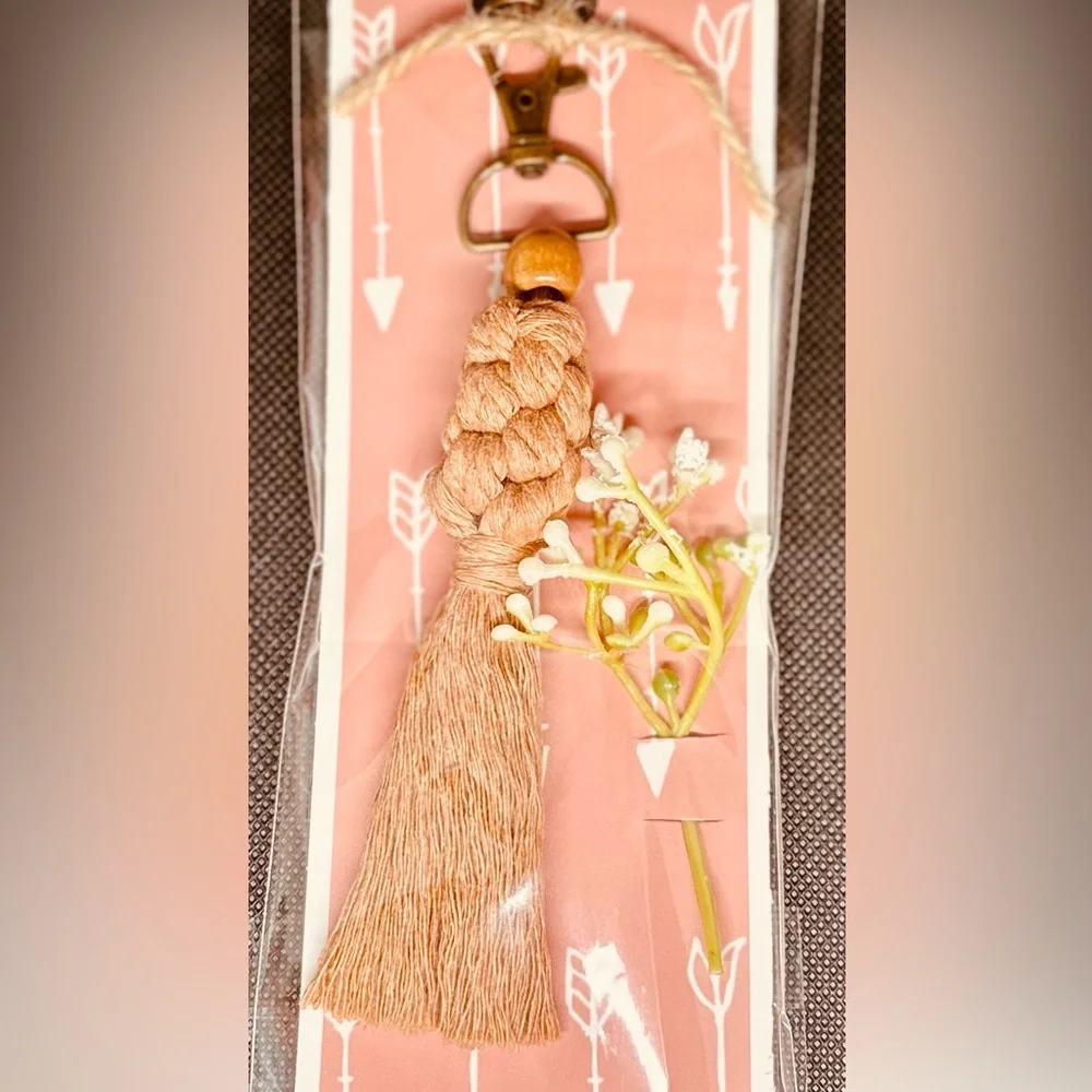 Rustic Red Macrame Keychain’s - Picture 5 of 6